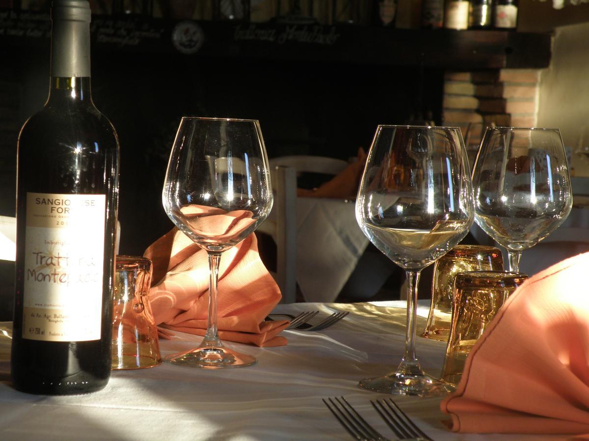 Locanda Montepaolo Dovadola Eksteriør bilde