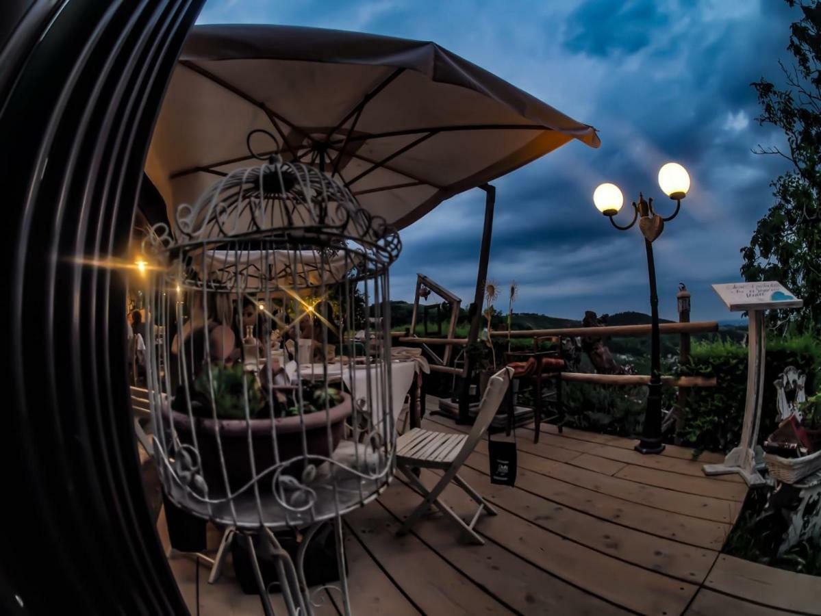 Locanda Montepaolo Dovadola Eksteriør bilde