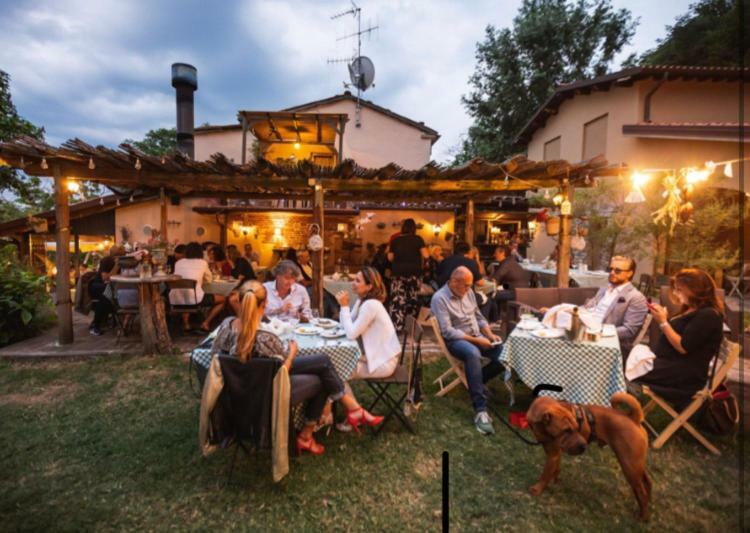 Locanda Montepaolo Dovadola Eksteriør bilde